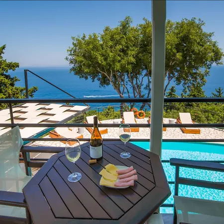 Nefeli 别墅 Apergátika