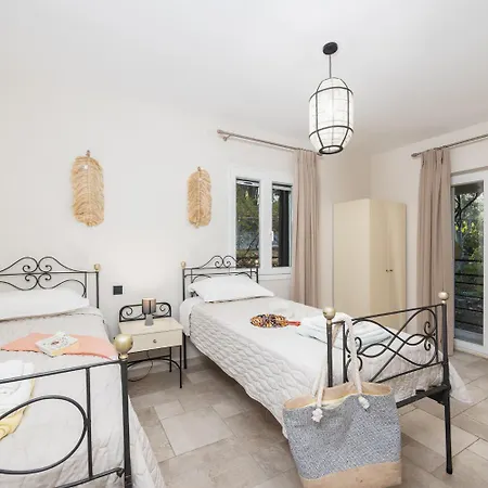 Villa Nefeli Apergátika